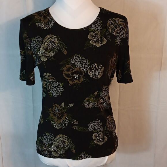T R Bentley Floral Black Top - Picture 1 of 7